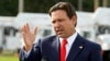 ARCHIVO - El gobernador de Florida Ron DeSantis durante una conferencia de prensa, el miércoles 25 de septiembre de 2024, en las oficinas de Tampa Electric Company, en Tampa, Florida. (AP Foto/Chris O'Meara, Archivo).