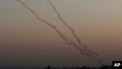 Roket diluncurkan dari Jalur Gaza menuju Israel, Rabu, 13 November 2019.