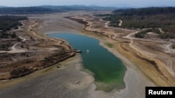 A view of the almost-dry Penuelas lake in Valparaiso, Chile on April 19, 2022. (REUTERS/Ivan Alvarado)