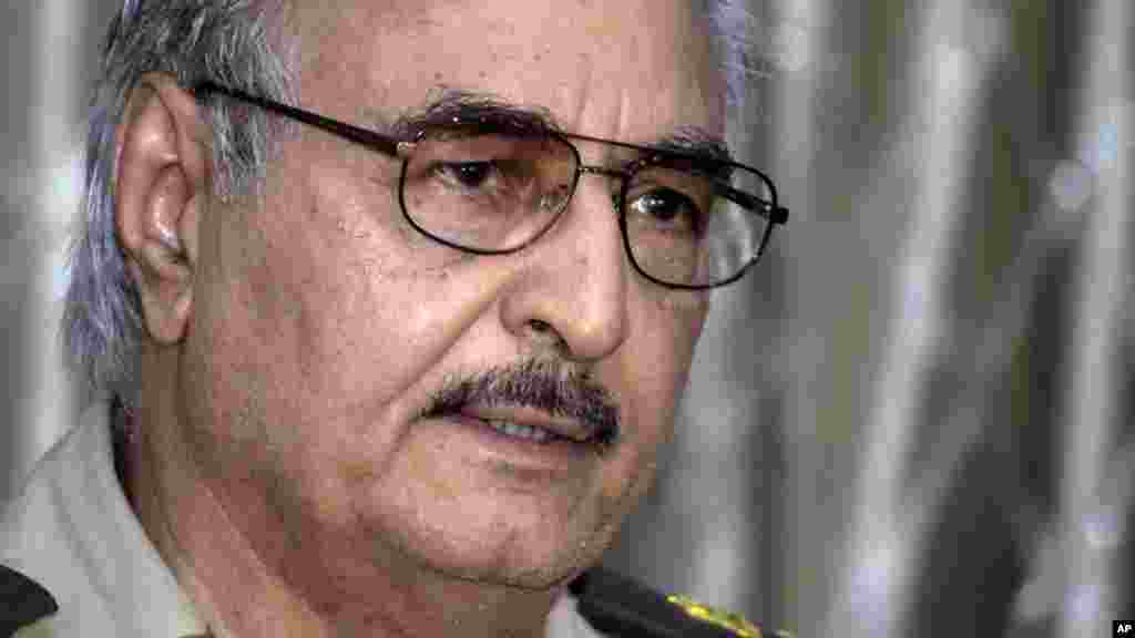 Libyan Gen. Khalifa Haftar addresses a press conference in Benghazi, Libya, May 17, 2014. 