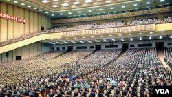 Suasana sidang tahunan Parlemen Korea Utara (Foto: dok). Bulan depan Kim Jong Un akan memimpin sidang ini untuk pertama kalinya.