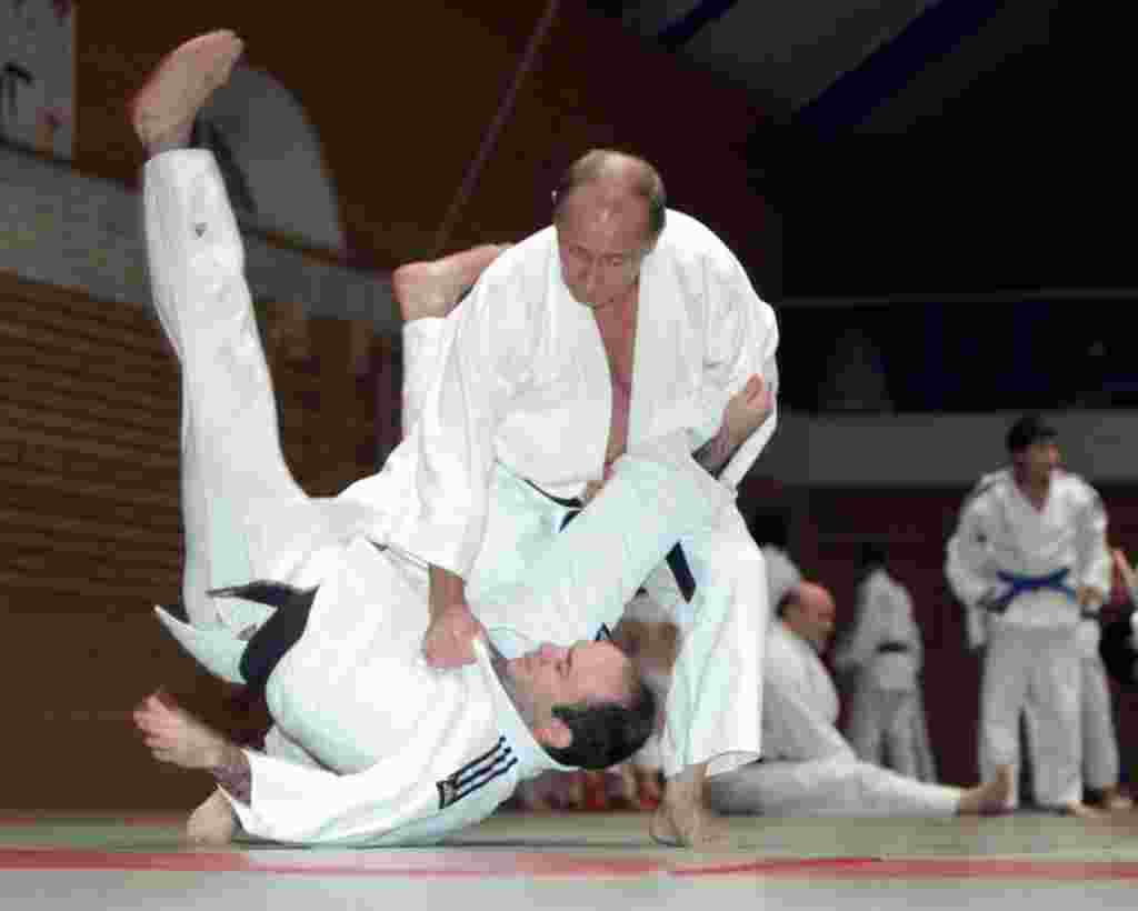 Putin en su práctica de judo en San Petersburgo.