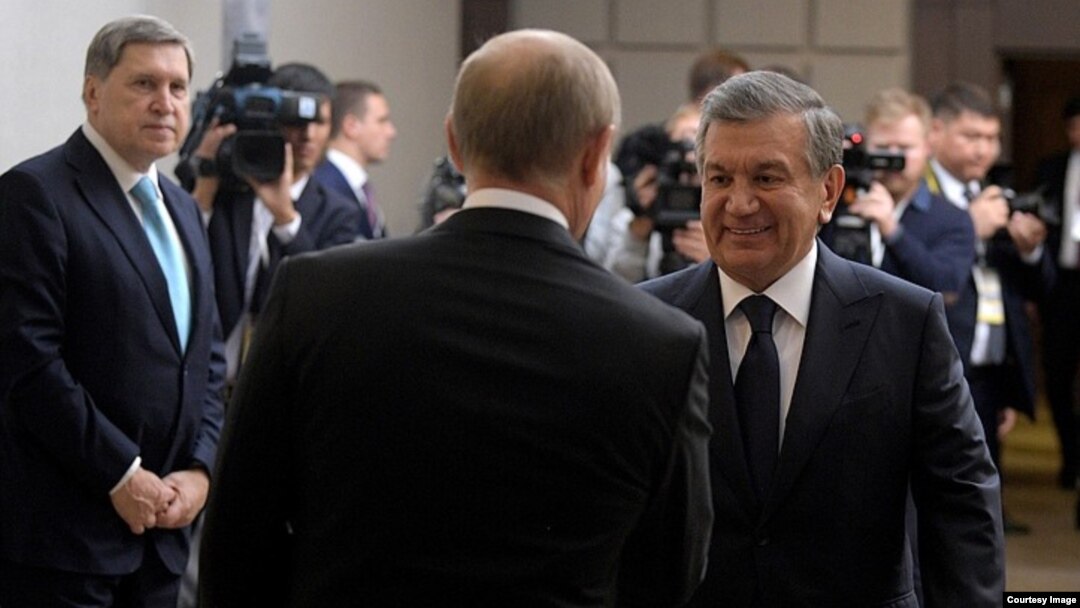 Mirziyoyev va Putin (arxiv)
