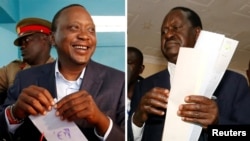 L'opposant Raila Odinga et l'actuel président Uhuru Kenyatta, au Kenya, le 8 août 2017.