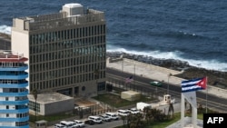 Vista de la Embajada de EEUU en La Habana, Cuba, el 14 de enero de 2025.