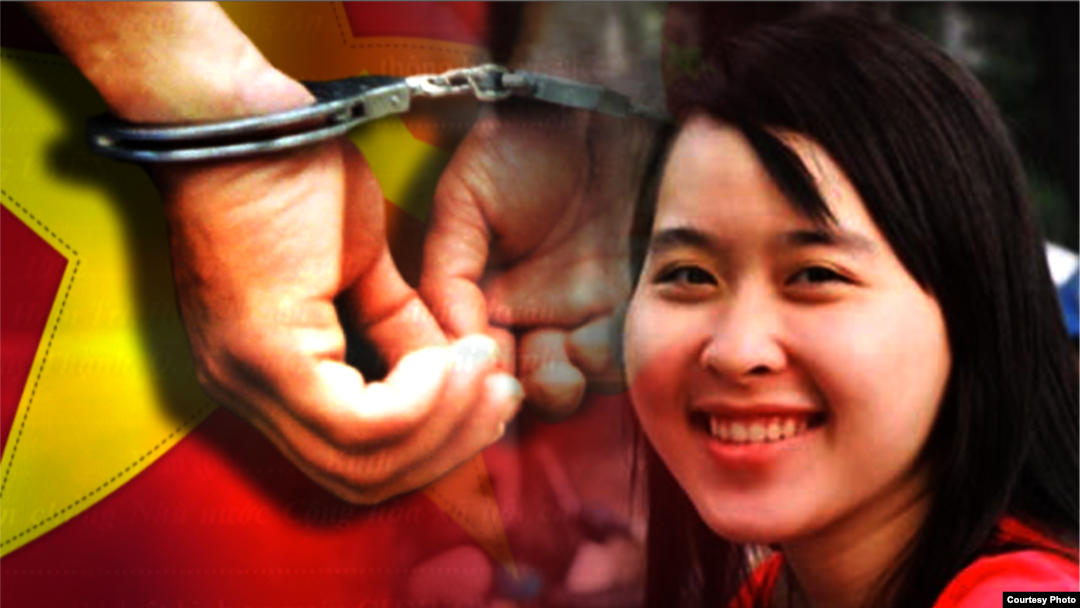 Cô Nguyễn Phương Uyên, sinh viên đại học Công nghệ Thực phẩm, bị công an bắt đi từ nhà trọ hôm 14/10 với cáo buộc tham gia rải truyền đơn kêu gọi chống Trung Quốc và chống tham nhũng.