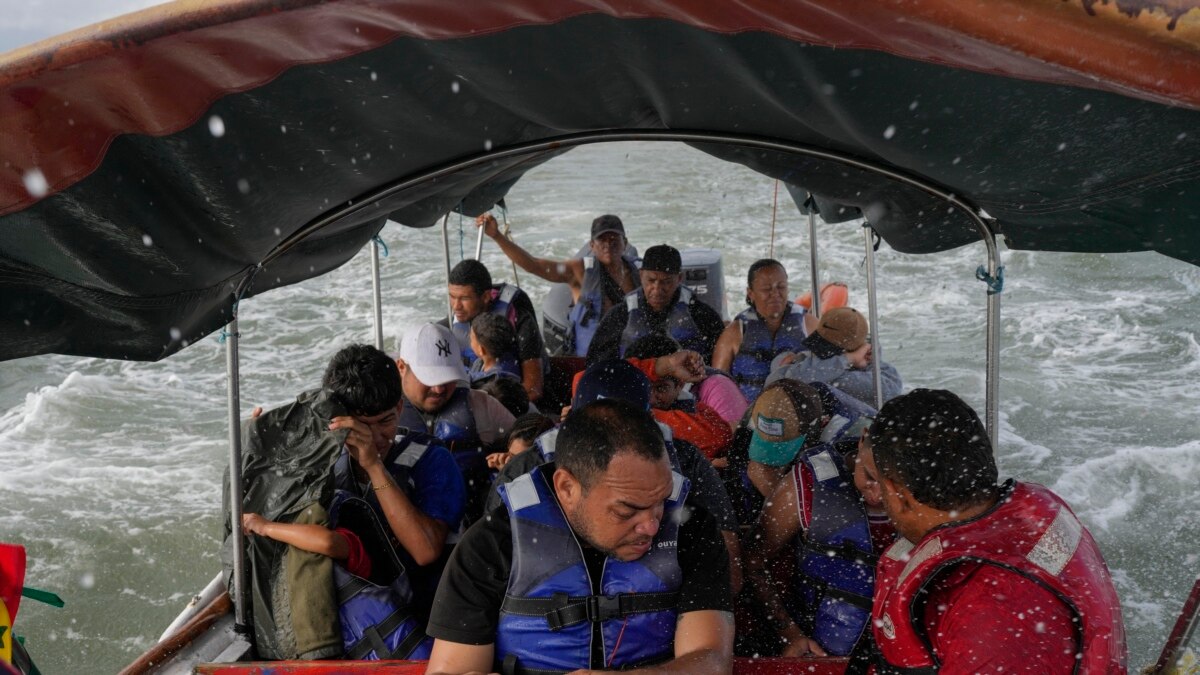 Migrants’ Journey Reversed: From Darién Jungle to South American Seas
