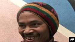 流浪街头多年后找到了永久住房的雅各布·拉姆西