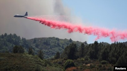 西部遭野火肆虐美国将得到国际援助