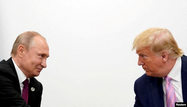 Rusya lideri Putin ve ABD Başkanı Trump, 2019 yılında Japonya'nın Osaka kentindeki G20 liderler zirvesinde yüz yüze görüşmüştü.