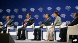 ဗီယက်နမ်၊ ကမ္ဘောဒီးယား၊ လာအို၊ ထိုင်းနဲ့မြန်မာ မဲခေါင်ဒေသငါးနိုင်ငံခေါင်းဆောင်များ 