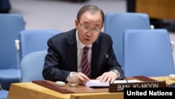 Ban Ki-moon, mantan sekretaris jenderal PBB, memberi pemaparan di hadapan sidang Dewan Keamanan PBB mengenai mediasi dan pencegahan konflik, di markas PBB, New York, 12 Juni 2019.