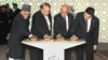 آغاز ساخت خطوط لوله انتقال گاز از ترکمنستان به افغانستان، پاکستان و هند 