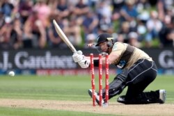 کیویز ٹیم کے پانچ بلے باز ڈبل فیگر میں شامل نہ ہو سکے۔