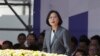 台湾总统蔡英文谴责港警向民众开枪