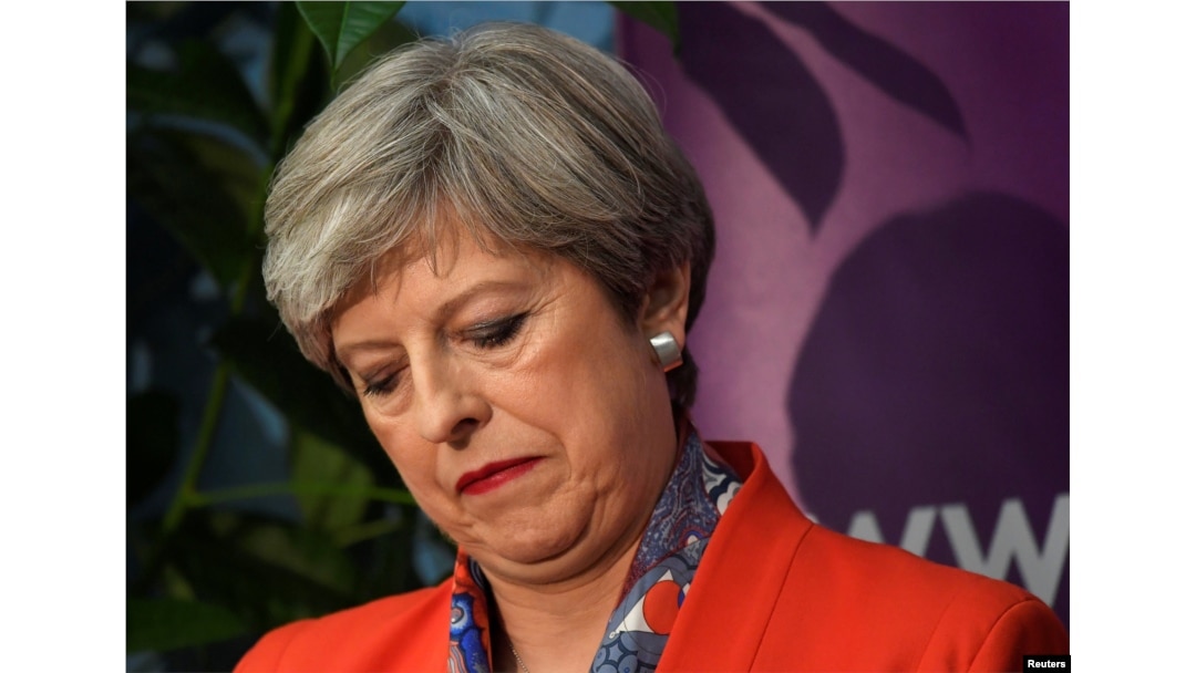 Britanska premijerka Tereza Mej čeka rezultate glasanja 9. juna 2017.