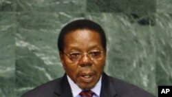 Malawi's President Bingu wa Mutharika speaks during the Millennium Development Goals Summit at United Nations headquarters in New York, September 20, 2010.