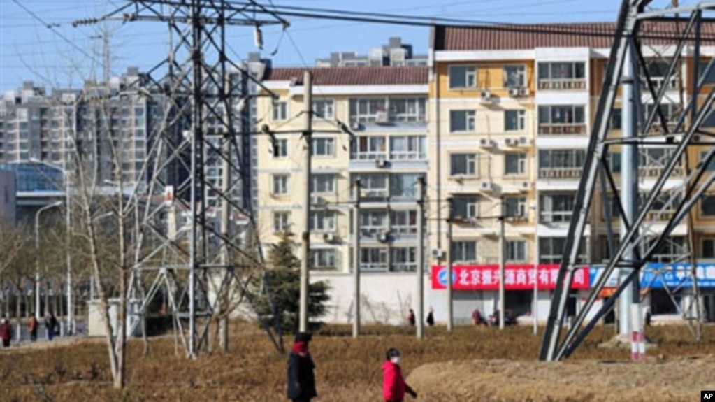 北京郊区的在建居民楼。房价上涨催动通胀