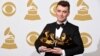 นักร้องอังกฤษ Sam Smith วัย 22 ปีคว้ารางวัลใหญ่ 4 รางวัลที่เวทีการประกาศรางวัลแกรมมี่ ที่นครลอส แองเจลลิส