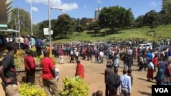 CORD opposition protesters gathering in Nairobi's Uhuru Park, getting ready to march, June 6, 2016. (J. Craig/VOA)