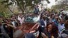 Un manifestant tué par balle dans un fief de l'opposition au Kenya