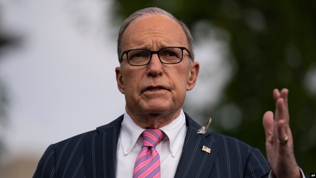 Penasihat ekonomi Gedung Putih, Larry Kudlow 