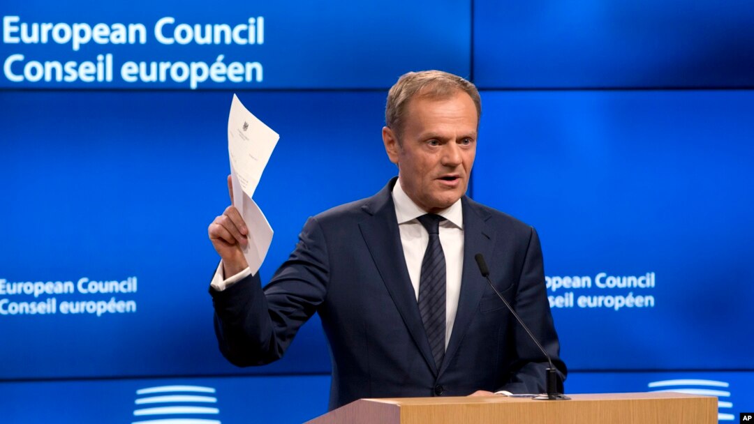 Ketua Dewan Eropa Donald Tusk berbicara di Brussels, Belgia (29/3).