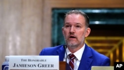 美国贸易代表贾米森·格里尔(Jamieson Greer)在国会山举行的参议院金融委员会听证会上就总统2026年贸易政策议程作证。