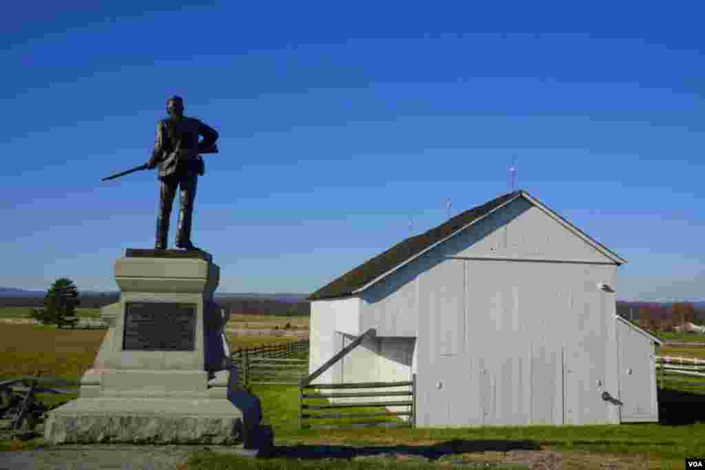 Памятник солдату гражданской войны 