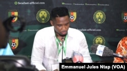  Samuel Eto’o lors de sa première déclaration d’après élection à la tête de la Fecafoot, à Yaoundé, le 12 décembre 2021. (VOA/Emmanuel Jules Ntap)