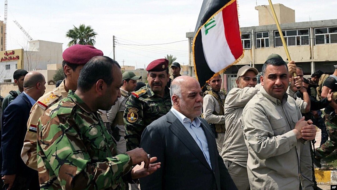 Thủ tướng Iraq Haider al-Abadi đã đến thị sát thành phố Tikrit, tuyên bố việc chiếm lại thành phố này là 'một dấu mốc lịch sử'.