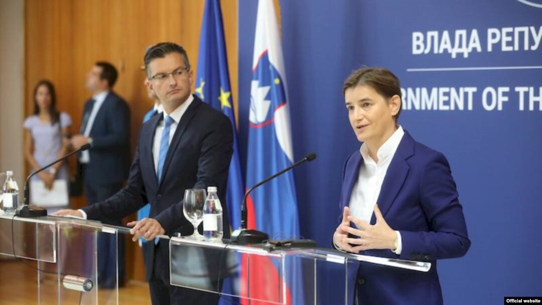 Premijer Slovenije Marjan Šarec i premijerka Srbije Ana Brnabić na konferenciji za novinare u Beogradu, 27. avgusta 2019. (Foto: Sajt Vlade Republike Srbije)