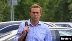 Archivo - El líder opositor ruso Alexei Navalny, acusado de participar en una protesta no autorizada, asiste a una audiencia judicial en Moscú, Rusia, el 1 de julio de 2019.