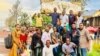 Les 7 militants du mouvement Lutte pour le changement (Lucha) posent avec leurs camarades après leur libération, RDC, 5 septembre 2018. (Facebook/Lucha)