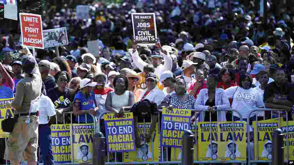 Crowds rally at the Lincoln Memorial in Washington to commemorate the 50th anniversary of the 1963 March on Washington, Aug. 24, 2013.