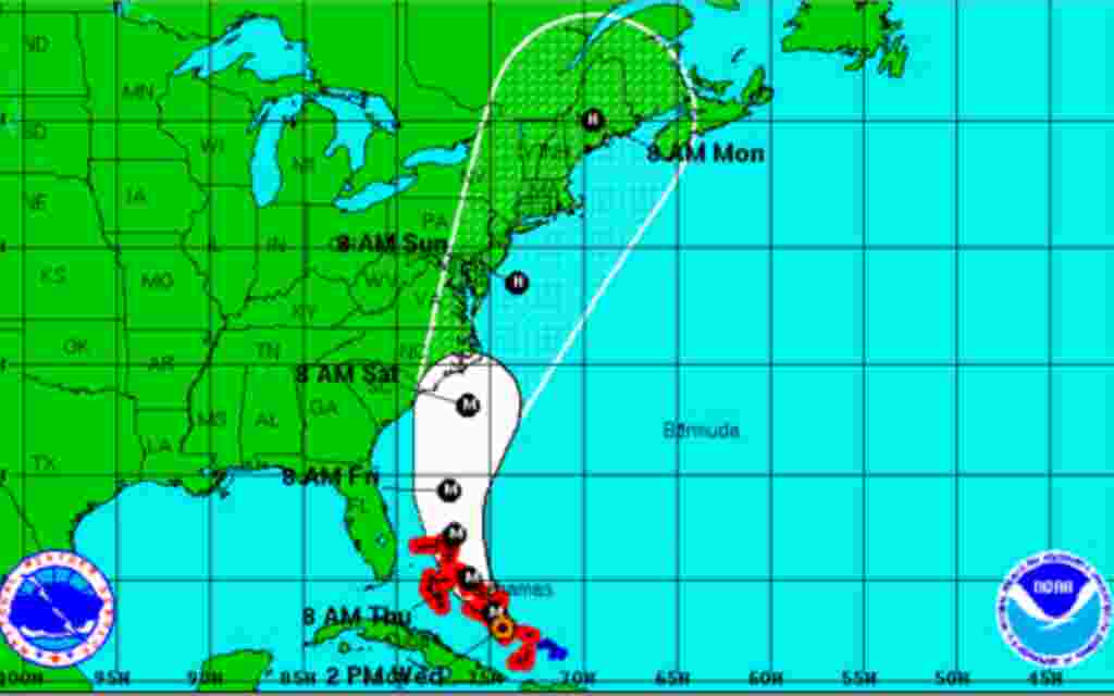 Esta imagen del Servicio Meteorológico de Estados Unidos muestra el camino del huracán Irene, a partir de las 18 pm del 24 de agosto de 2011.