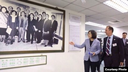 台湾期待密切与美国关系