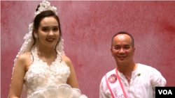 টয়লেট পেপার দিয়ে বিয়ের পোশাক