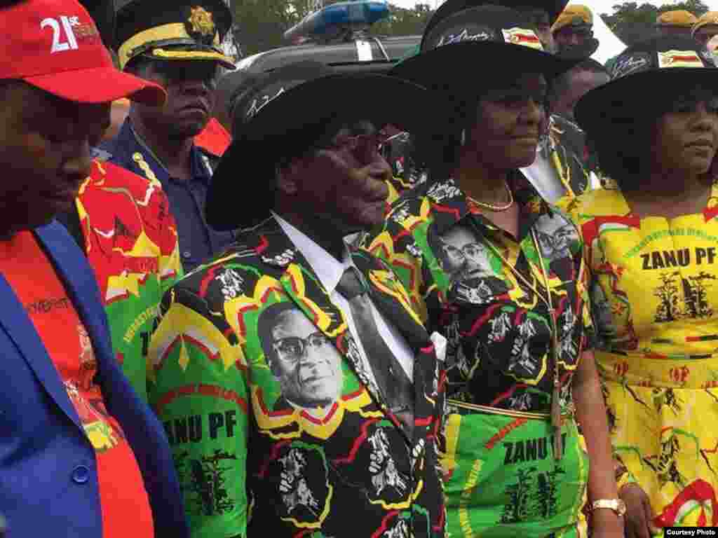 President Robert Mugabe, his wife Grace, daughter Bona and other family members.