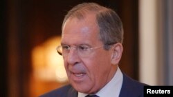 Ngoại trưởng Nga Sergei Lavrov nói nghị quyết kêu gọi chấm dứt tình trạng bạo động đang diễn ra ở miền đông Ukraine và mô tả tình hình ở đó đang ngày càng xấu đi.