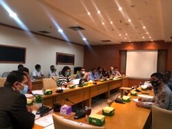 Rapat dengar pendapat (RDP) Komisi A DPRD Sumut bersama Nadimah dan pihak yang bersangkutan terkait permasalahan lahan, Kamis 6 Agustus 2020. (Foto: Anugrah Andriansyah/VOA).