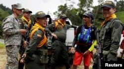 Anciens rebelles des FARC en formation à Miravalle en Colombie, le 9 novembre 2018.