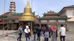 Indonesia Sanlat Milenial Vihara. (Foto: VOA/Ahadian Utama)