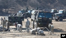 U.S. Army soldiers prepare for military exercises near the North Korea border in Paju, South Korea, March 6, 2017.