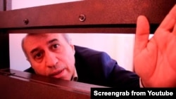 დაკავებული აფხაზი სეპარატისტი ნოდიკ კვიცინია, რომელმაც რუსეთის მოქალაქეების მკვლელობის ბრძანება გასცა