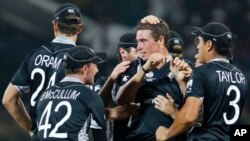 ورلډکپ : نيوزي لينډ په 110ؤ رنز پاکستان ته ماتې ورکړه