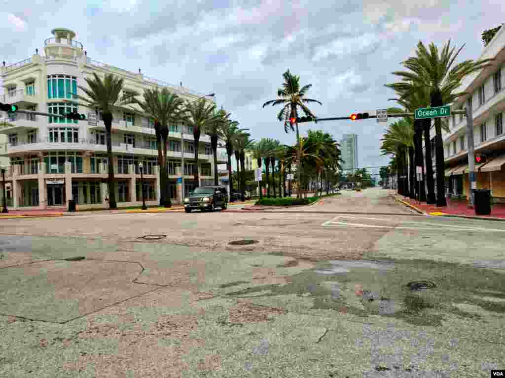 Miami Beach antes de paso de huracán Irma.