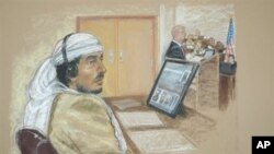 Sketsa gambar pengadilan mantan sopir Osama bin Laden, Salim Ahmed Hamdan di Teluk Guantanamo (foto: dok). Tuduhan atas Hamdan dibatalkan oleh pengadilan AS. 