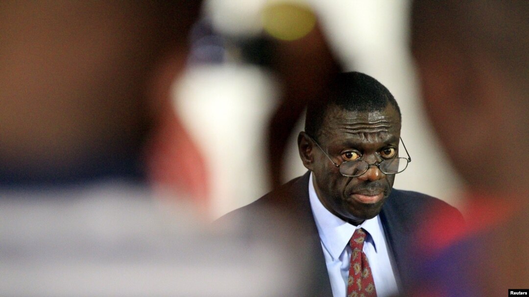 Kizza Besigye, umuyobozi w'ishyaka rya FDC muri Uganda