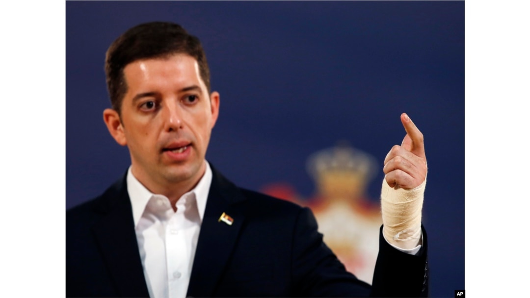 Ministar spoljnih poslova Srbije Marko Đurić (Foto: AP/Darko Vojinović)